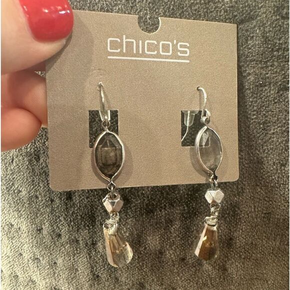 NWT Chico's Earrings $10 Closet Minimum Purchase - Picture 2 of 4